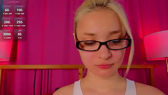 Snapshot of BarbaraGreen chatting on 16, 6, 2026 BarbaraGreen online show from 16, 6, 2026