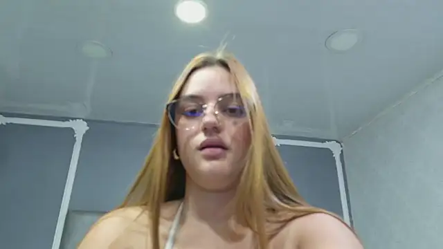 HaileyTims online show from 21, 6, 2026