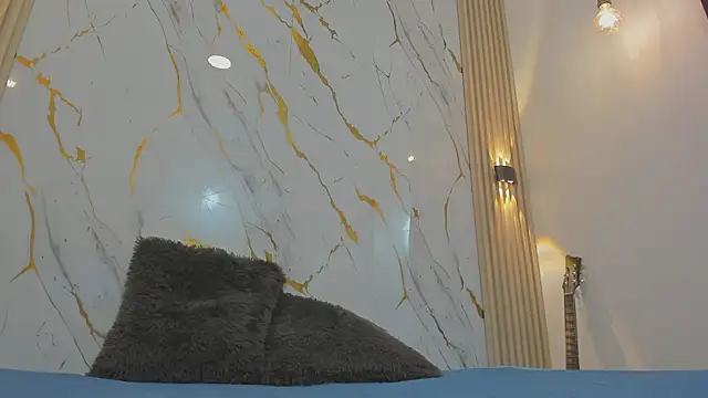 Zoey Taylor07 online show from 27, 2, 2026