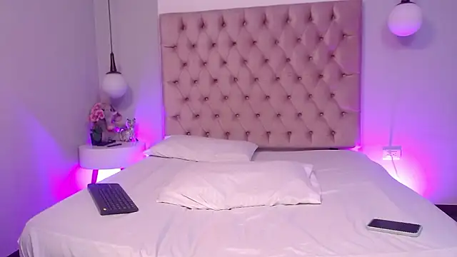 Kiri Black  online show from 7, 2, 2026