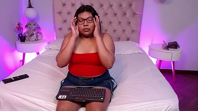 Kiri Black  online show from 17, 1, 2026