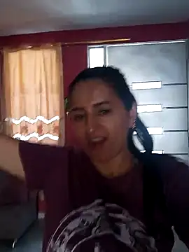 Luna seductora12 online show from 10, 2, 2026