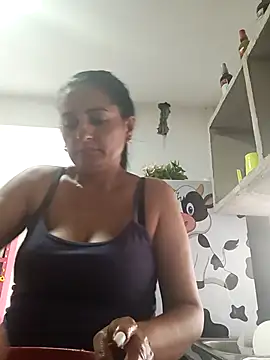 Luna seductora12 online show from 11, 2, 2026