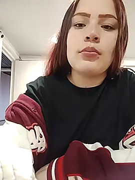 Crystaa12 online show from 2, 2, 2026