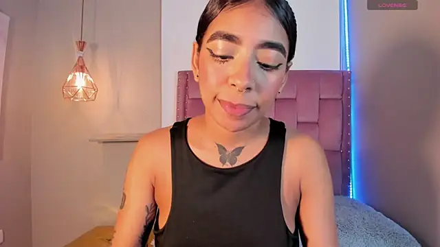 Scarlet Vixen  online show from 15, 4, 2026