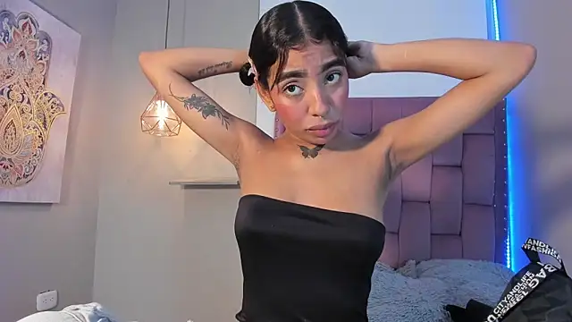 Scarlet Vixen  online show from 29, 3, 2026