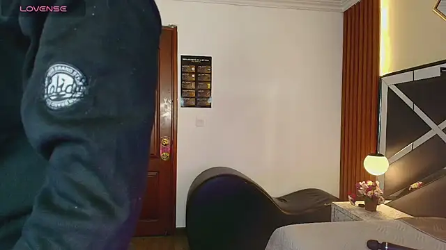 Ambarross  online show from 2, 5, 2026