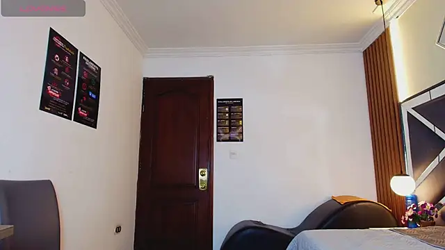 Ambarross  online show from 4, 7, 2026