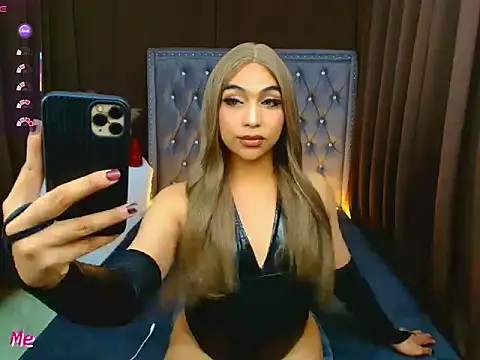 Clea Moore online show from 24, 2, 2026