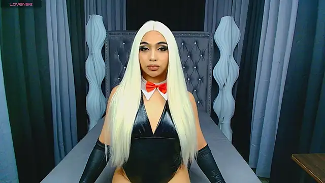 Clea Moore online show from 6, 2, 2026