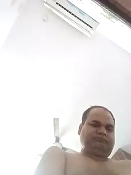 cmanav1979 online show from 19, 4, 2026