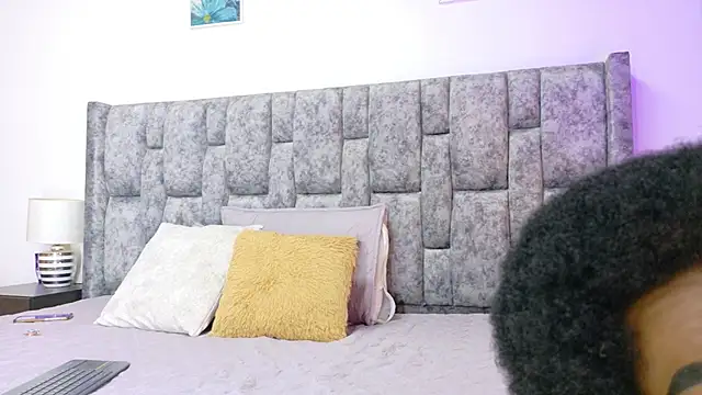 samirths boy  online show from 14, 4, 2026