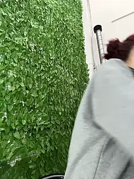 elodie rouge online show from 4, 4, 2026