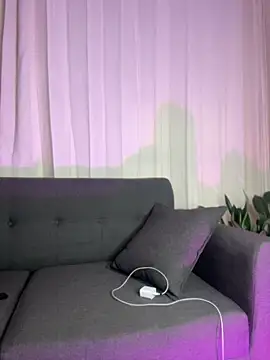 elodie rouge online show from 15, 5, 2026