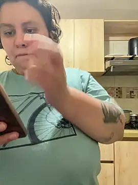 RavenEllieUniverse online show from 20, 2, 2026