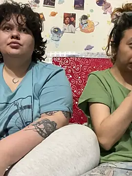 RavenEllieUniverse online show from 19, 2, 2026