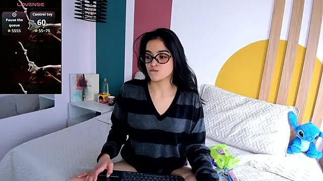 VanessaDoofenshmirtz online show from 13, 7, 2026