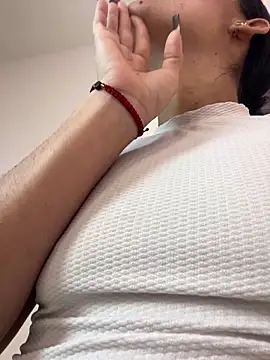 Aliison1  online show from 13, 3, 2026