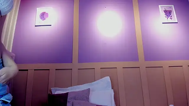 LilithAllenn online show from 12, 4, 2026