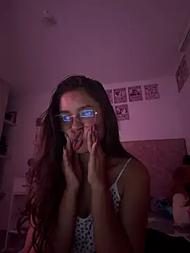 ivette swan online show from 25, 7, 2026
