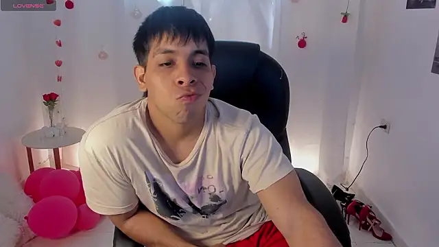 Snapshot of shooting_wilson chatting on 13, 2, 2026 shooting wilson online show from 13, 2, 2026