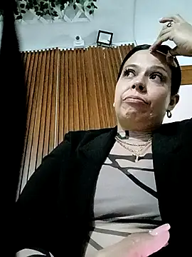 RossyAlvarez online show from 2, 5, 2026