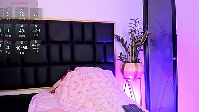 Emma collins01 online show from 31, 3, 2026