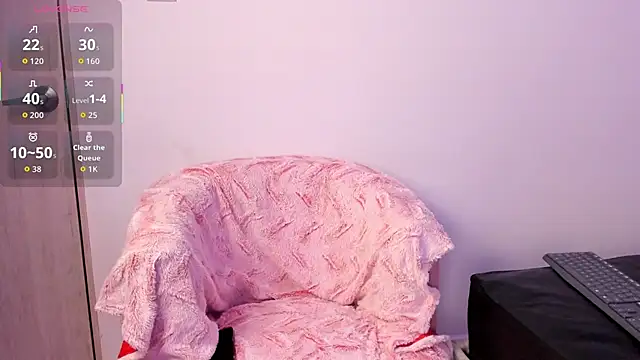 Emma collins01 online show from 15, 4, 2026