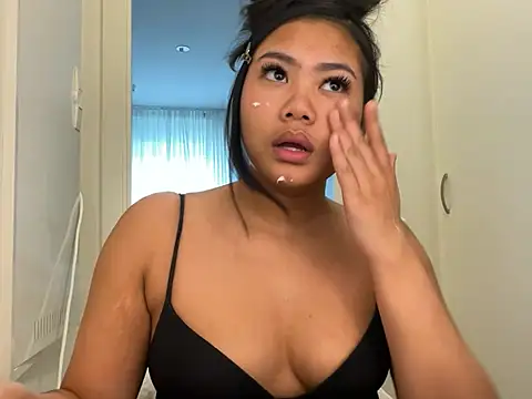 TitiTinyThai online show from 2, 4, 2026