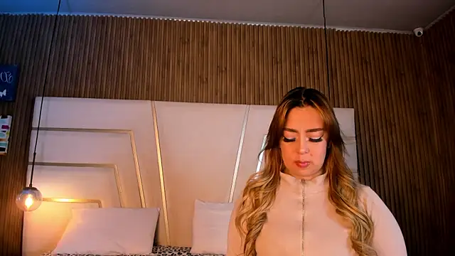 Xara Shadow online show from 19, 3, 2026