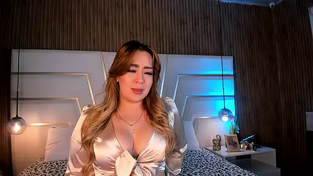 Xara Shadow online show from 12, 3, 2026