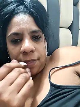 Snapshot of Zeyllyjhonson chatting on 31, 1, 2026 Zeyllyjhonson online show from 31, 1, 2026