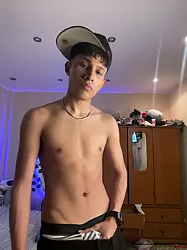 Adam hottie online show from 15, 4, 2026