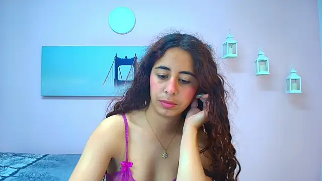Snapshot of scarlett_clyde chatting on 12, 7, 2026 scarlett clyde online show from 12, 7, 2026