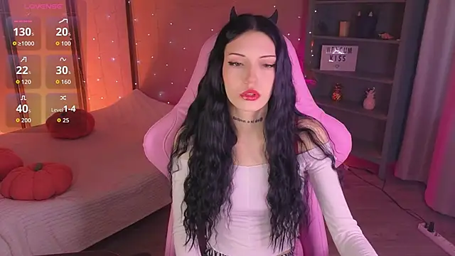 Kelly  Bunny online show from 24, 4, 2026
