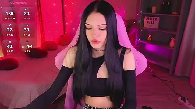 Kelly  Bunny online show from 4, 5, 2026