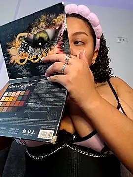 curly girl 31 online show from 12, 2, 2026