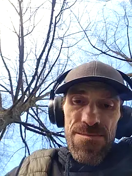 BlnAktivGay online show from 1, 3, 2026