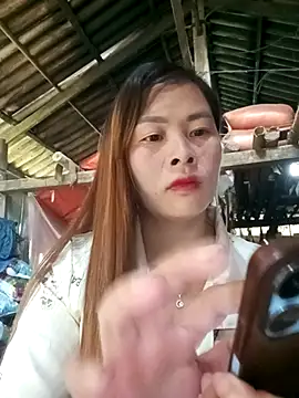 Bling sexy online show from 7, 4, 2026