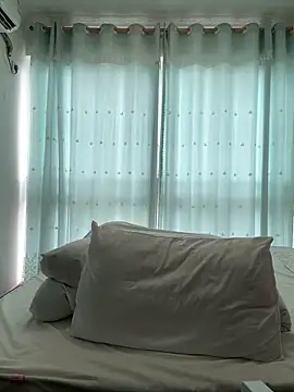 ruanruan05 online show from 8, 3, 2026