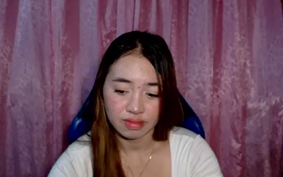 pinay mayahiga online show from 11, 5, 2026