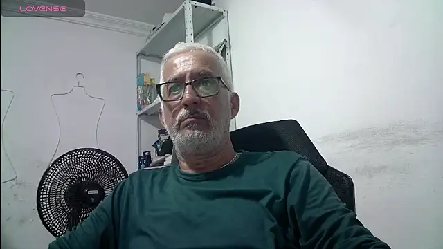 ceniizo1024 online show from 18, 6, 2026
