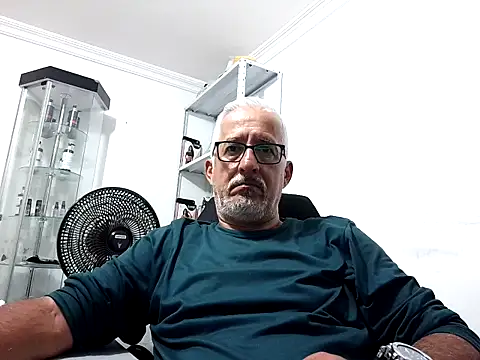 ceniizo1024 online show from 18, 1, 2026