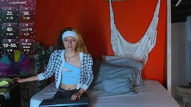 maria Turner1 online show from 2, 4, 2026