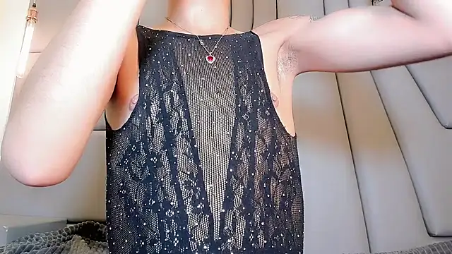 Miss-Saraii online show from 26, 2, 2026