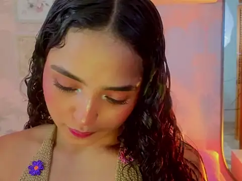 Emma Thompssonn online show from 13, 4, 2026