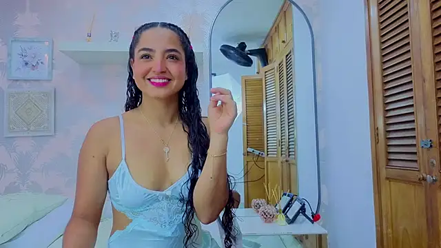 Emma Thompssonn online show from 14, 3, 2026