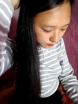 Thuyli xx online show from 15, 1, 2026