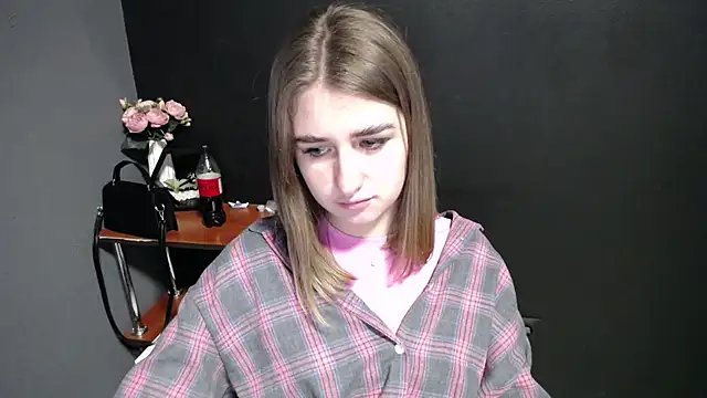 Snapshot of Sunny_siren chatting on 27, 2, 2026 Sunny siren online show from 27, 2, 2026