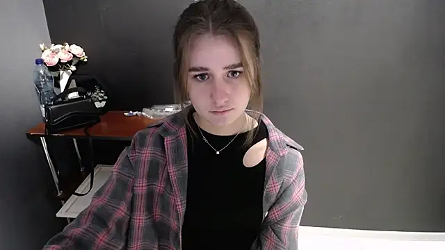 Snapshot of Sunny_siren chatting on 25, 2, 2026 Sunny siren online show from 25, 2, 2026